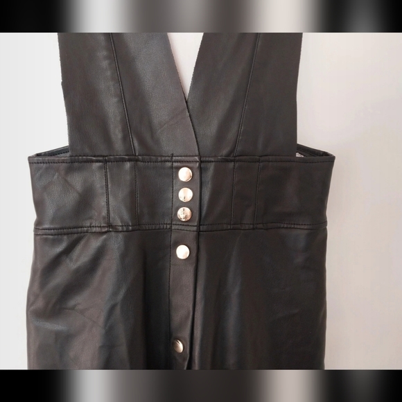 Zara pinafore Gillette dungaree faux leather dress XS - Picture 2 of 5